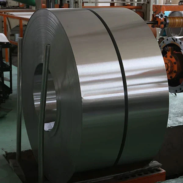 A demanda de bobinas de aço inoxidável sobe em meio ao crescimento industrial